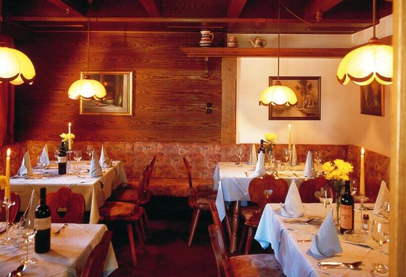 Отель Landgasthof Jagerwirt