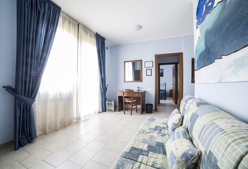 Отель Locanda Del Vecchio Borgo