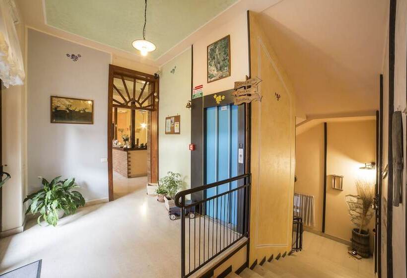 Отель Locanda Del Vecchio Borgo