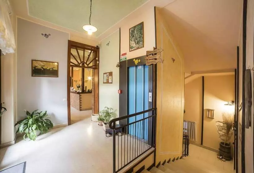 Отель Locanda Del Vecchio Borgo