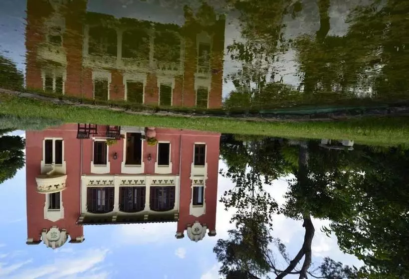 Hotel Monumento Can Garay