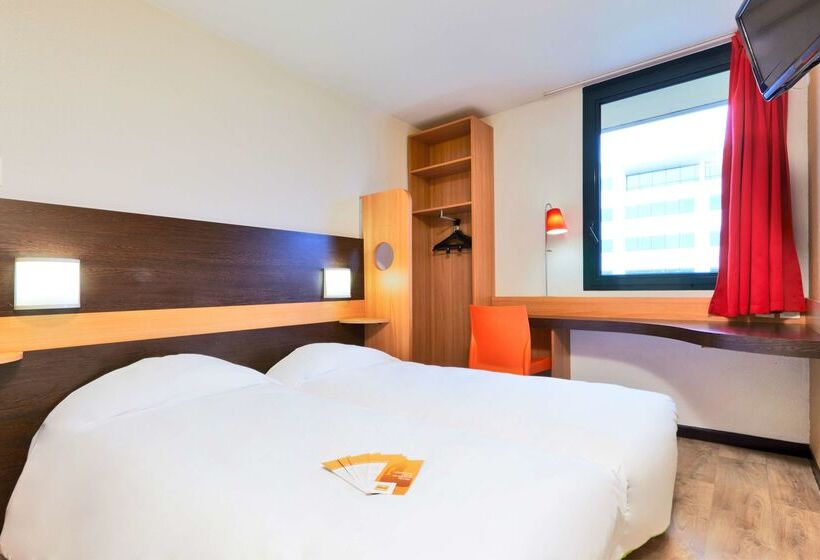 Отель Premiere Classe Annemasse  Ville La Grand