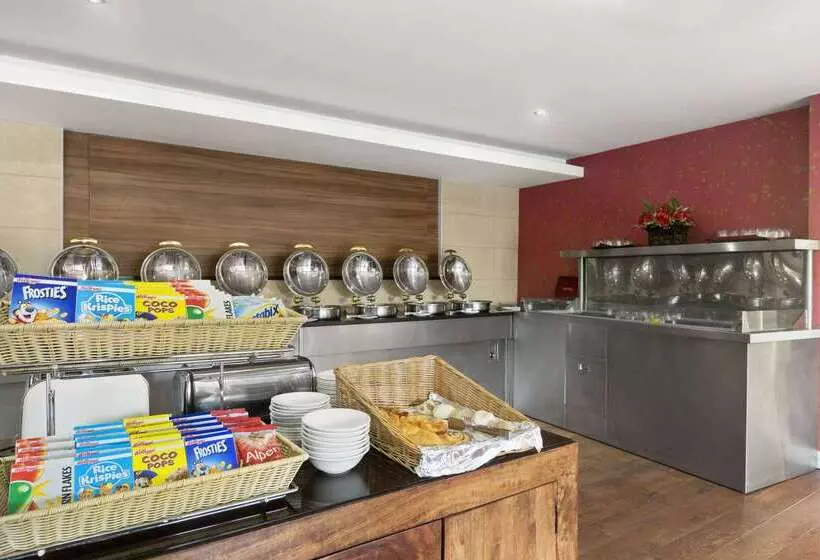 호텔 Ramada Birmingham Oldbury M5 J2