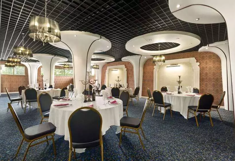 호텔 Ramada Birmingham Oldbury M5 J2