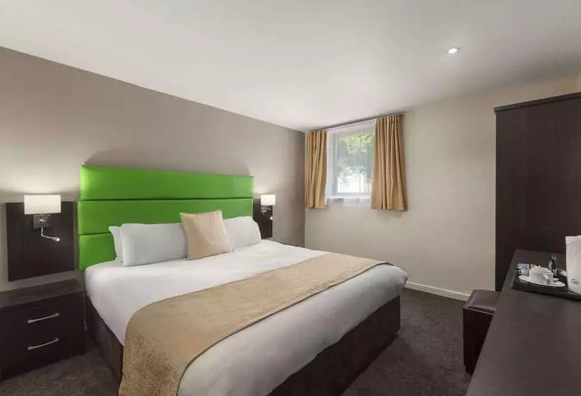 호텔 Ramada Birmingham Oldbury M5 J2