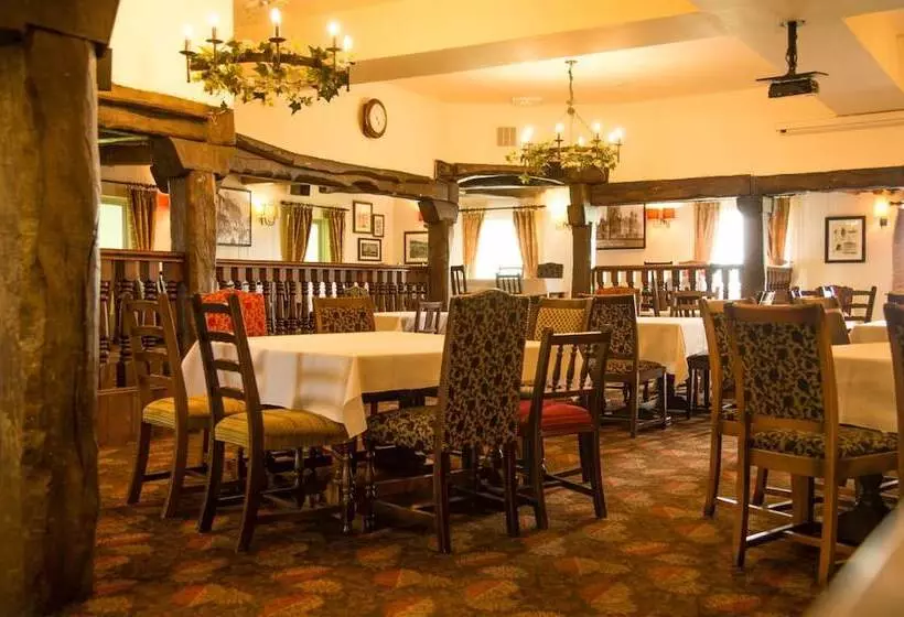 酒店 The Twelve Knights