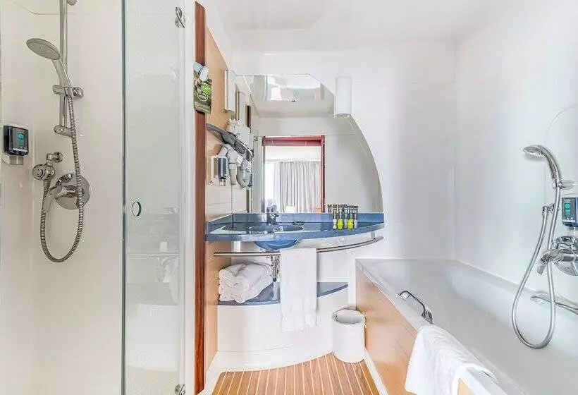 Novotel Suites Marseille Centre Euromed