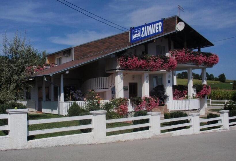 بنسيون House Zupan