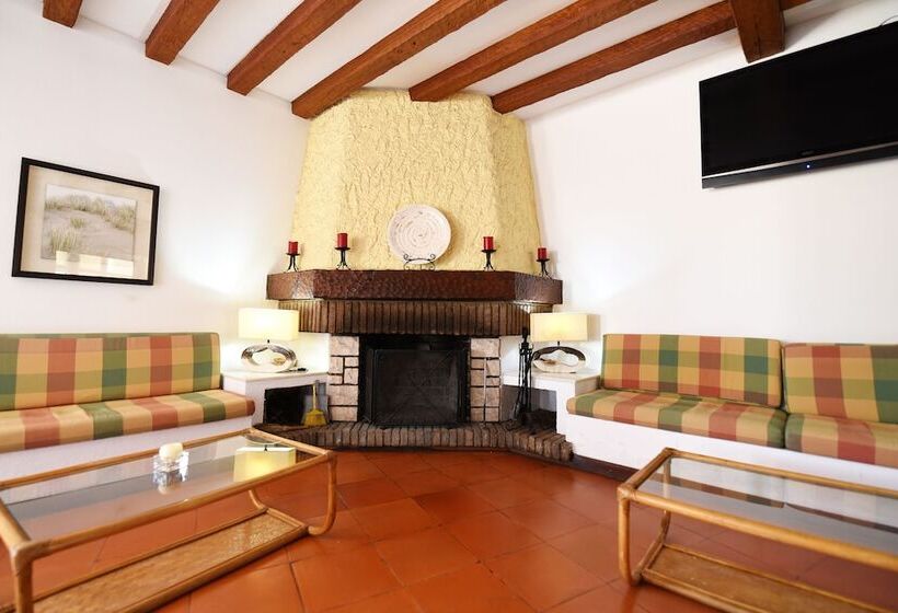 Praia Da Lota Resort - Beachfront Hotel