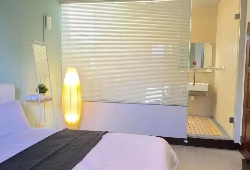 هتل Hsr B&b