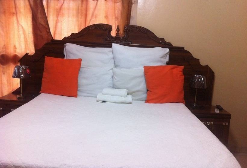 پانسیون Calvary Guest House