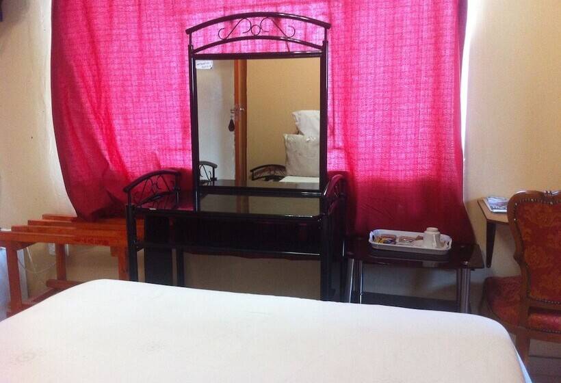 پانسیون Calvary Guest House