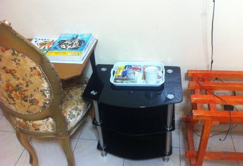 پانسیون Calvary Guest House