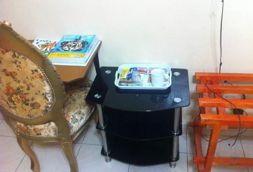 پانسیون Calvary Guest House