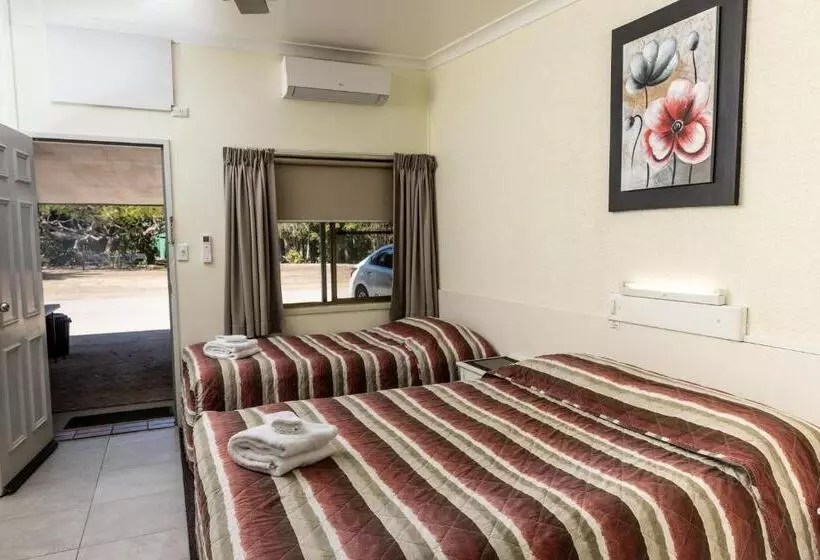 Motelli Benaraby Hilltop Motorinn