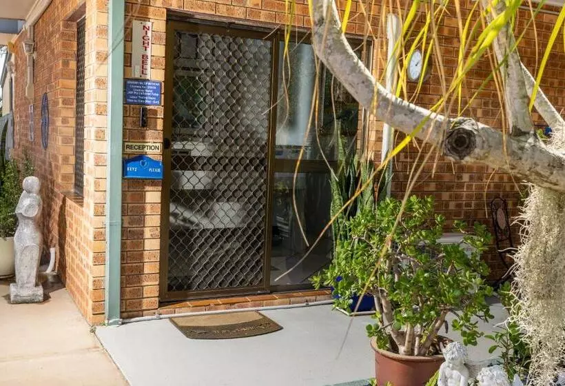 Motelli Benaraby Hilltop Motorinn