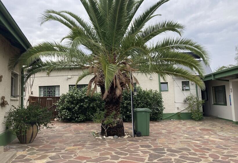 پانسیون Ramblers Self Catering Accommodation