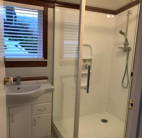 Tophouse Historical Inn Bed And Breakfast