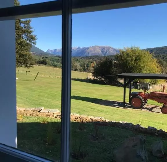 Tophouse Historical Inn Bed And Breakfast