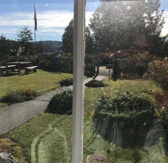 Tophouse Historical Inn Bed And Breakfast