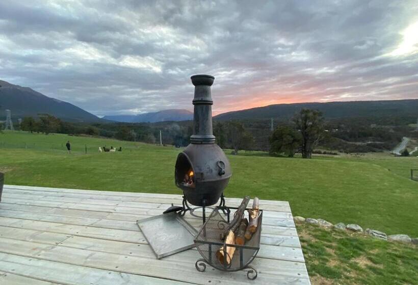 Tophouse Historical Inn Bed And Breakfast