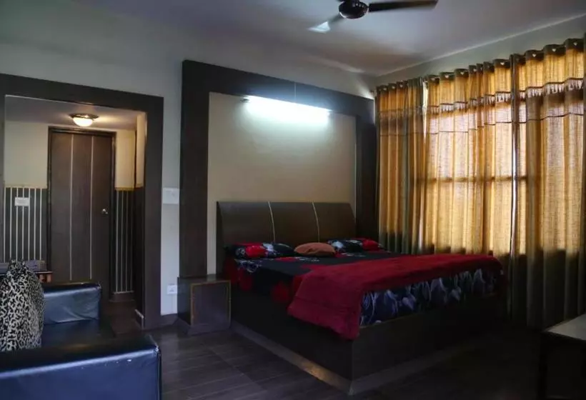 ユースホステル Kasauli Residency