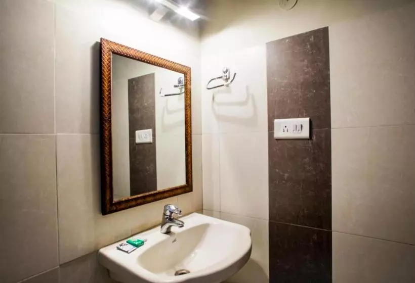 ユースホステル Kasauli Residency