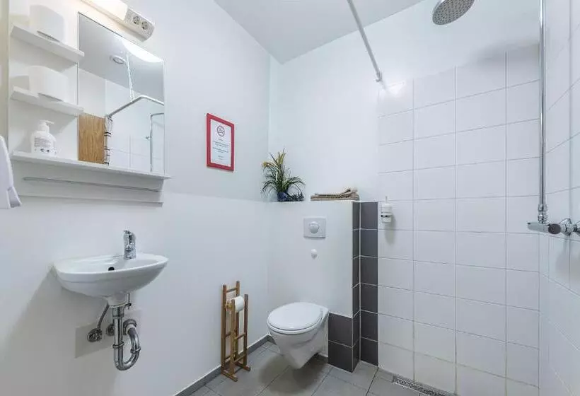 تختخواب و صبحانه Stöð Guesthouse And Apartments