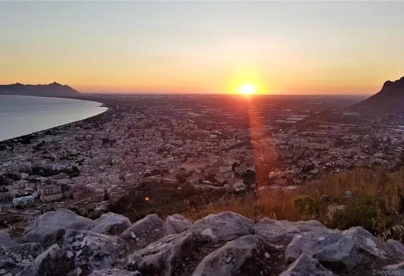 Aamiaismajoitus (B&B) Vicolo Delle Belle Suite