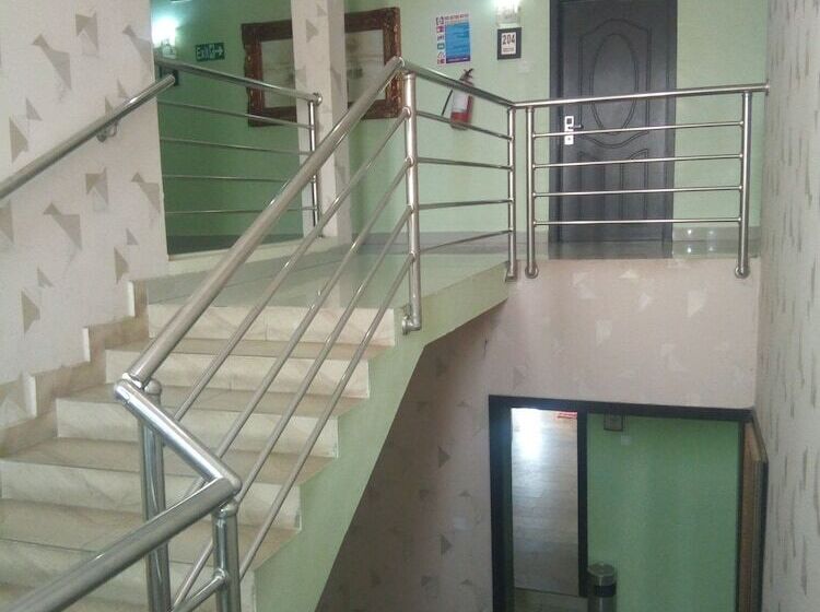 هتل Bjorne Classic Suites