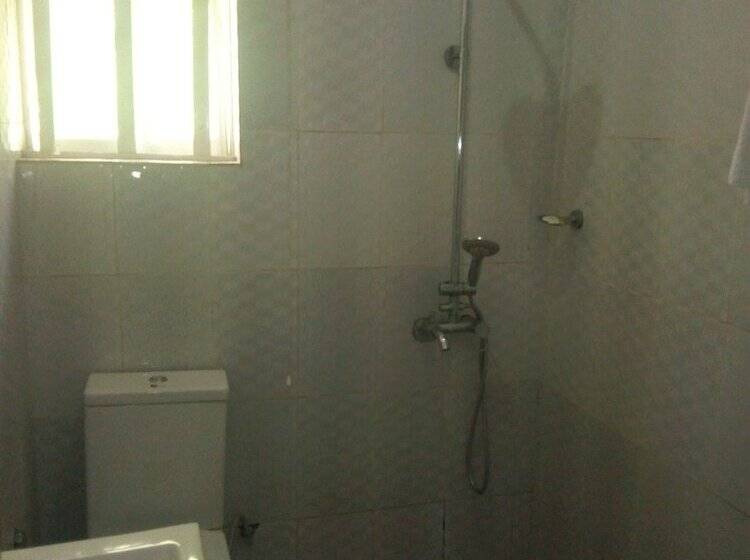 هتل Bjorne Classic Suites