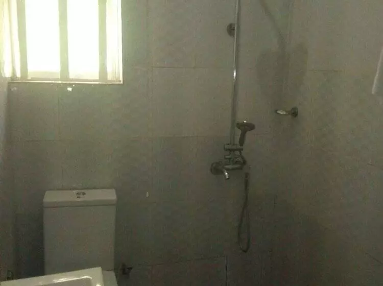هتل Bjorne Classic Suites