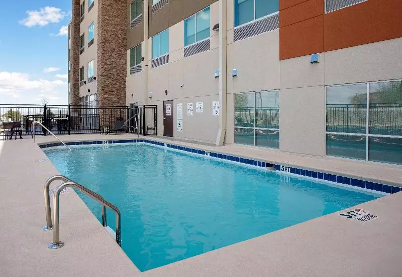 ホテル Holiday Inn Express & Suites   El Paso North, An Ihg