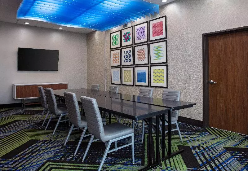 ホテル Holiday Inn Express & Suites   El Paso North, An Ihg