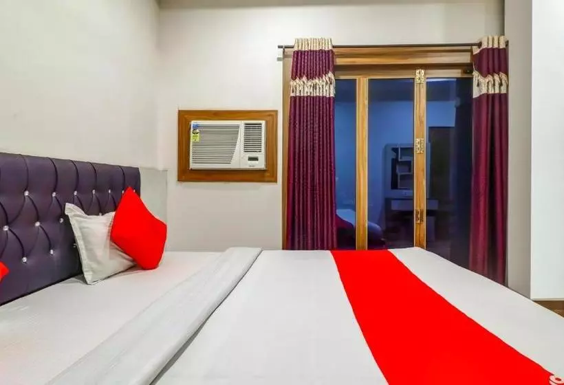 ホテル Oyo 80167  New Era