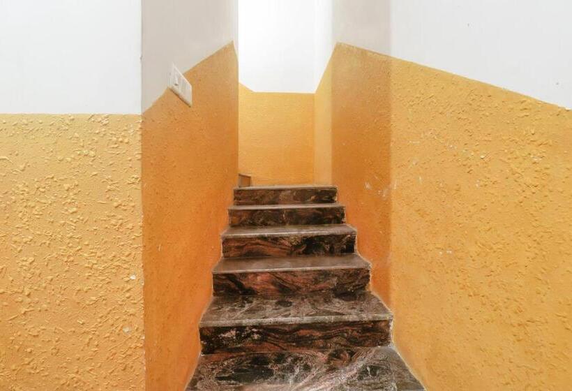 호텔 Santa Maria Near Indiranagar Metro Station