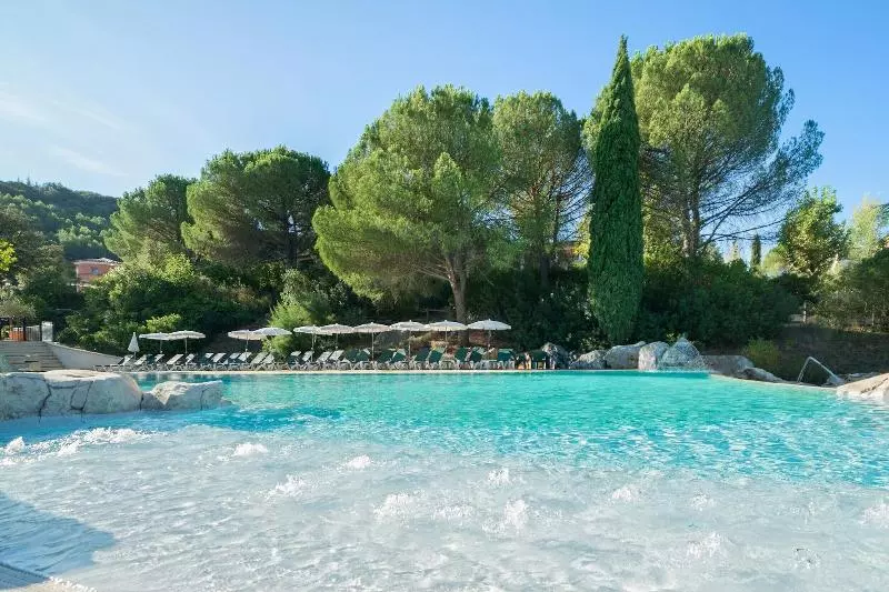 هتل Sowell Family Le Vallon