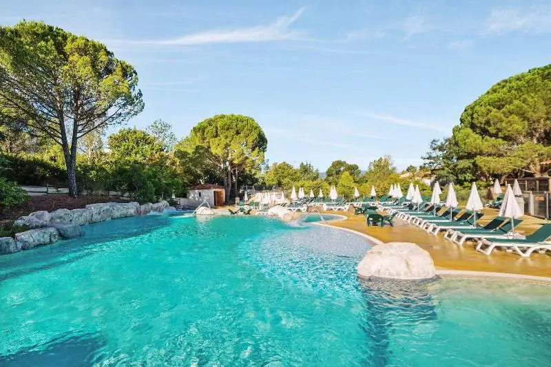 هتل Sowell Family Le Vallon