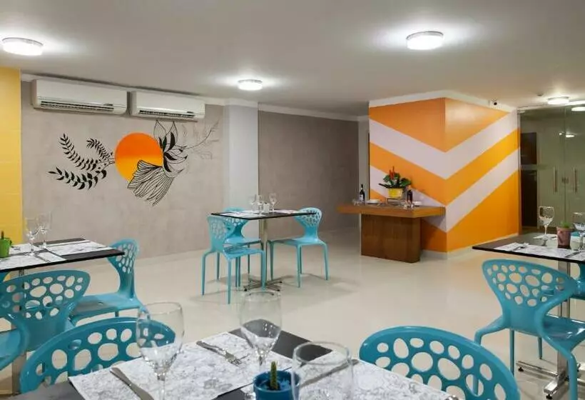 Mural Living Hotel Manaus