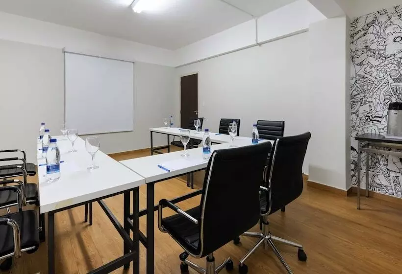 Mural Living Hotel Manaus