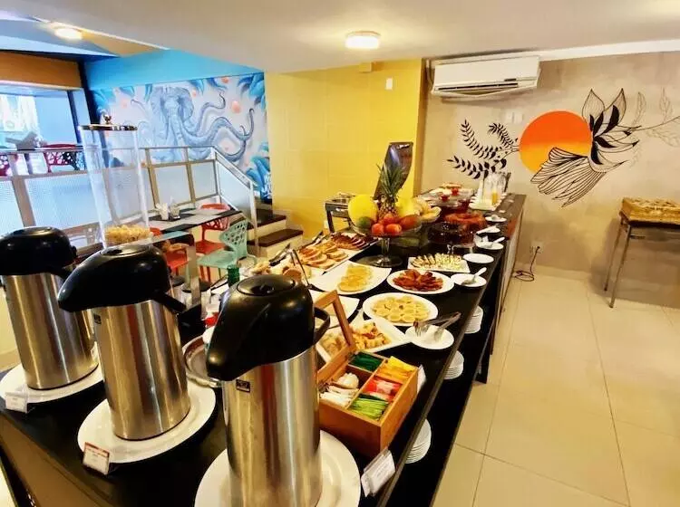 Mural Living Hotel Manaus