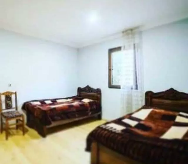 پانسیون Luka Guest House