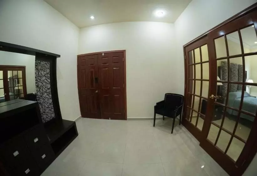 پانسیون Room In Guest Room   17 Large Room For Two People