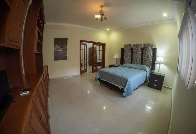 پانسیون Room In Guest Room   17 Large Room For Two People