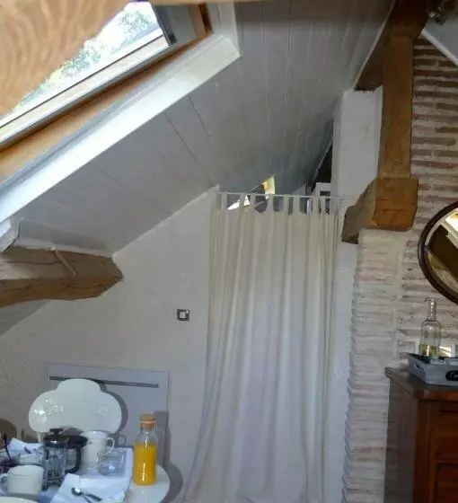 Majatalo Room In Guest Room   Maison Lamerique Welcome You To One Of Their Room Dogs Are Also Welcomed