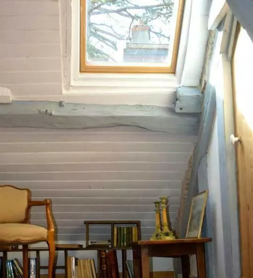 Majatalo Room In Guest Room   Maison Lamerique Welcome You To One Of Their Room Dogs Are Also Welcomed