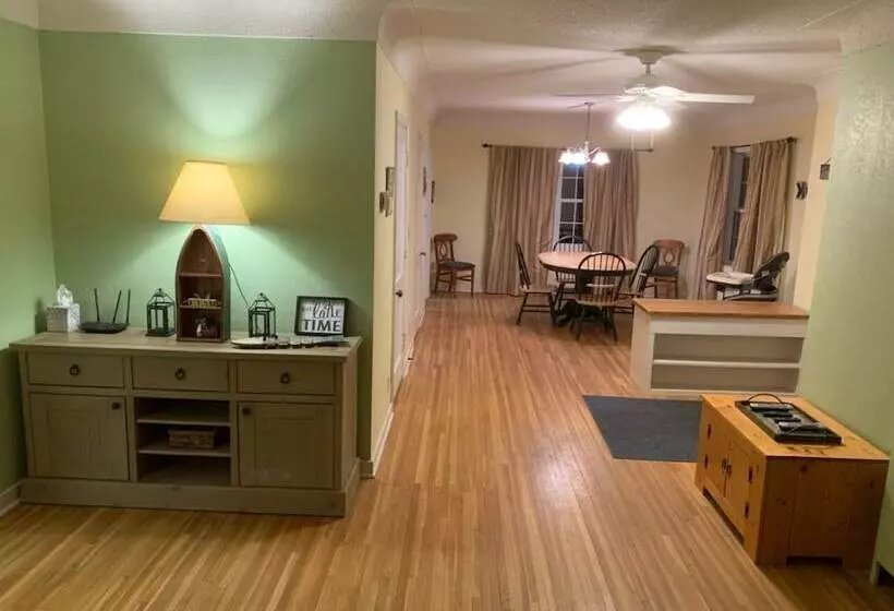 Riverside Point Resort