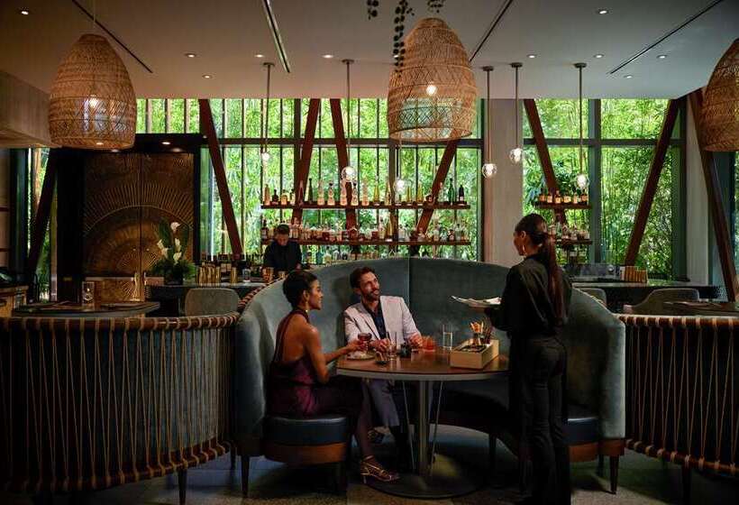 The Ray Hotel Delray Beach, Curio Collection By Hilton