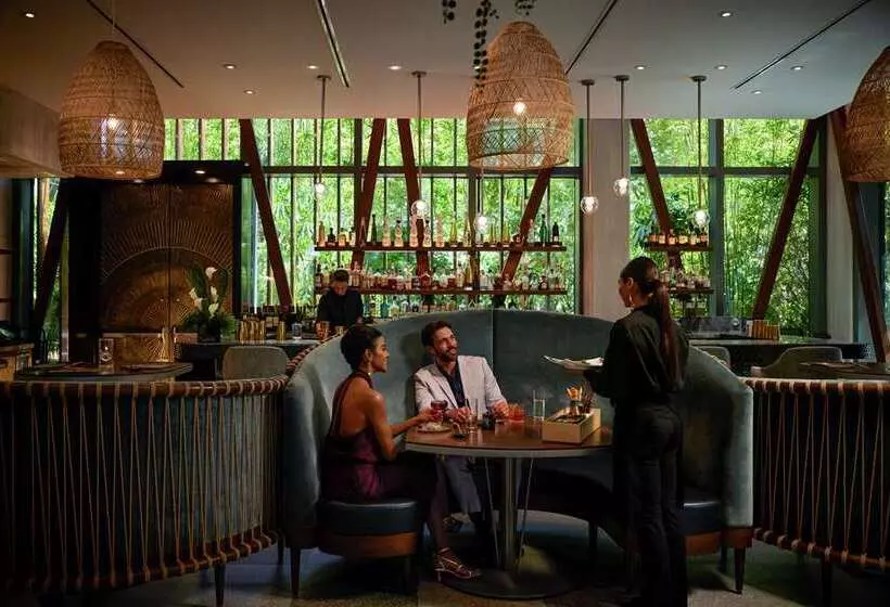 The Ray Hotel Delray Beach, Curio Collection By Hilton