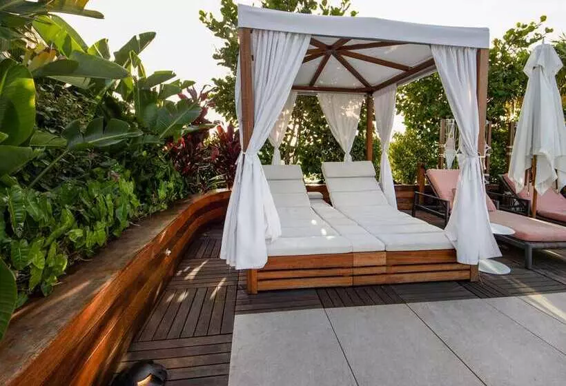 The Ray Hotel Delray Beach, Curio Collection By Hilton